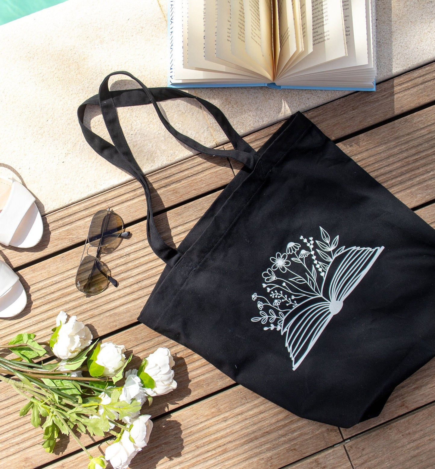 Sacola Tote Livros e Flores